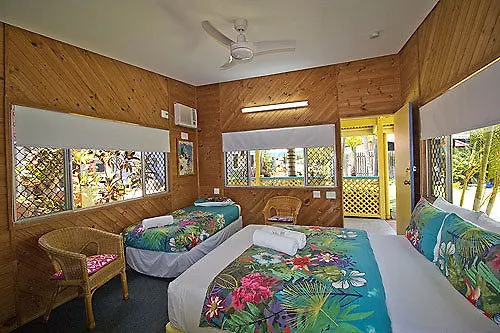 Bargara Gardens Boutique Villas Мотель